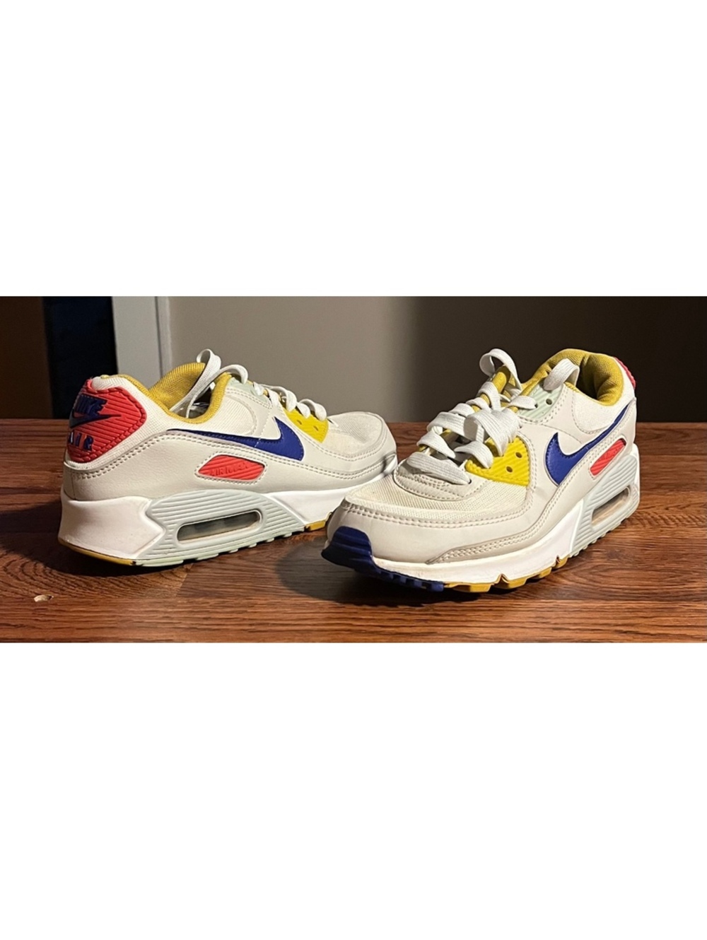 Nike Air Max 90 White Blue Yellow Red Sneakers Size 7